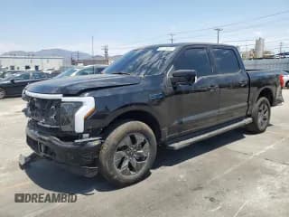 ✅ 2024 Ford F-150 Lightning Lariat • VIN: 1FT6W5L78RWG13167 • Лот: 65118955. Опубликован ранее на Copart с пробегом 10 466 миль. Бесплатный доступ к архиву аукционных продаж из США и подробный отчёт об истории автомобиля на DreamBid. Изображение 1.
