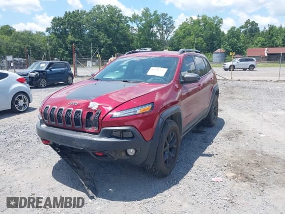 ✅ 2017 Jeep Cherokee Trailhawk L Plus • VIN: 1C4PJMBS4HD217640 • Lot: 42546332. Wystawiony na IAAI z przebiegiem 58 141 mil. Bezpłatny archiwum sprzedaży aukcyjnych z USA i szczegółowy raport historii pojazdu na DreamBid. Zdjęcie 2.