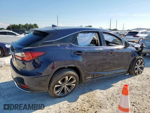 ✅ 2021 Lexus RX 450h • VIN: 2T2HGMDA1MC067173 • Лот: 71122455. Опубликован ранее на Copart с пробегом 16 760 миль. Бесплатный доступ к архиву аукционных продаж из США и подробный отчёт об истории автомобиля на DreamBid. Изображение 3.