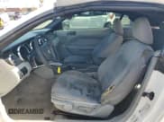 ✅ 2007 Ford Mustang Deluxe • VIN: 1ZVFT84NX75272930 • Lot: 61072165. Listed on Copart with 137,513 mi. Free auction sales archive from the USA and detailed vehicle history report at DreamBid. Image 7.