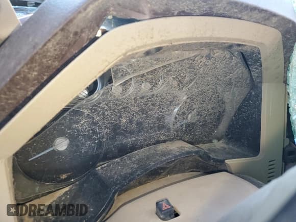 ✅ 2011 Ford F-350 Lariat • VIN: 1FT8W3BT2BEB75074 • Лот: 82124205. Опубликован ранее на Copart с пробегом Не указан. Бесплатный доступ к архиву аукционных продаж из США и подробный отчёт об истории автомобиля на DreamBid. Изображение 9.