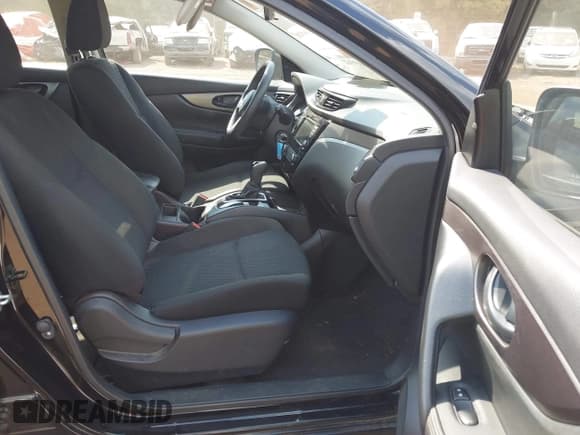 ✅ 2021 Nissan Rogue S • VIN: JN1BJ1AV2MW561893 • Lot: 43169562. Listed on IAAI with 68,508 mi. Free auction sales archive from the USA and detailed vehicle history report at DreamBid. Image 5.