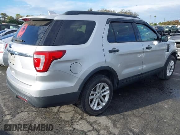 ✅ 2016 Ford Explorer • VIN: 1FM5K7B82GGA56790 • Лот: 43260194. Опубликован ранее на IAAI с пробегом 60 609 миль. Бесплатный доступ к архиву аукционных продаж из США и подробный отчёт об истории автомобиля на DreamBid. Изображение 4.