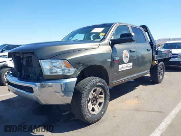 ✅ 2012 Ram 2500 ST • VIN: 3C6TD5CT6CG290580 • Lot: 41755239. Wystawiony na IAAI z przebiegiem 207 282 mil. Bezpłatny archiwum sprzedaży aukcyjnych z USA i szczegółowy raport historii pojazdu na DreamBid. Zdjęcie 2.