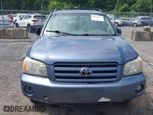 2007 Toyota Highlander с VIN JTEGD21A970158378, выставлен на аукционе IAAI как лот 43037835 с пробегом 391 903 миль миль и . История ставок и продаж доступна на DreamBid. Изображение 6.