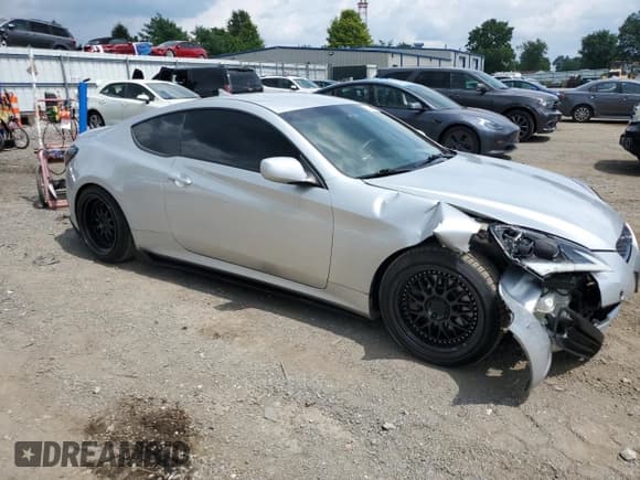 ✅ 2010 Hyundai Genesis Coupe • VIN: KMHHT6KD1AU038226 • Lot: 67294895. Listed on Copart with 77,859 mi. Free auction sales archive from the USA and detailed vehicle history report at DreamBid. Image 4.