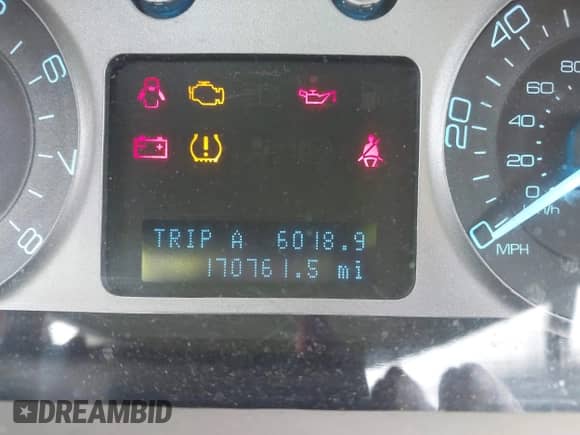 2010 Mercury Mariner z VIN 4M2CN8B73AKJ15604, wystawiony jako IAAI lot #41454647 z przebiegiem 170 761 mil mil oraz . Historia ofert i sprzedaży dostępna na DreamBid. Obrazek 15.