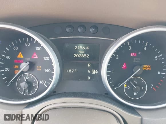 ✅ 2011 Mercedes-Benz M 350 • VIN: 4JGBB8GB6BA644345 • Lot: 43658950. Listed on IAAI with 202,852 mi. Free auction sales archive from the USA and detailed vehicle history report at DreamBid. Image 7.