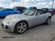 ✅ 2007 Pontiac Solstice GXP • VIN: 1G2MG35X27Y125134 • Lot: 76063104. Wystawiony na Copart z przebiegiem Nie podano. Bezpłatny archiwum sprzedaży aukcyjnych z USA i szczegółowy raport historii pojazdu na DreamBid. Zdjęcie 1.