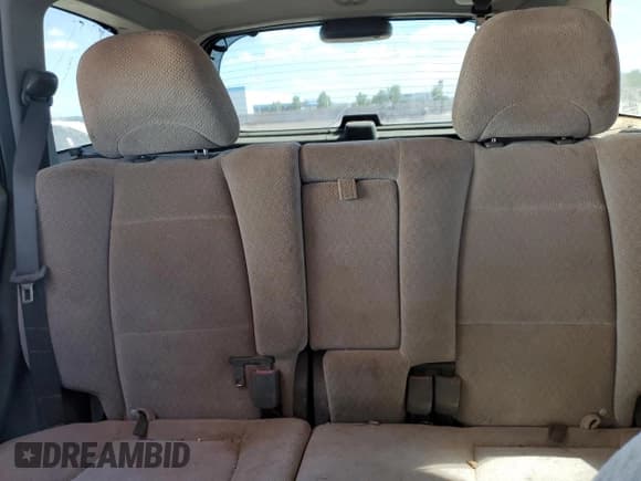 ✅ 2005 Hyundai Santa Fe GLS • VIN: KM8SC13D75U941316 • Lot: 66768425. Listed on Copart with 284,102 mi. Free auction sales archive from the USA and detailed vehicle history report at DreamBid. Image 10.