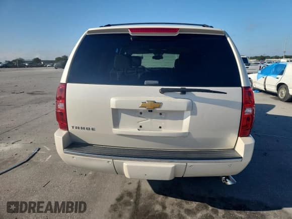 ✅ 2013 Chevrolet Tahoe LTZ • VIN: 1GNSCCE06DR345018 • Lot: 86178385. Listed on Copart with 201,689 mi. Free auction sales archive from the USA and detailed vehicle history report at DreamBid. Image 6.