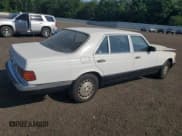 ✅ 1986 Mercedes-Benz 420 SEL • VIN: WDBCA35D7GA202151 • Lot: 62209695. Wystawiony na Copart z przebiegiem 180 720 mil. Bezpłatny archiwum sprzedaży aukcyjnych z USA i szczegółowy raport historii pojazdu na DreamBid. Zdjęcie 3.