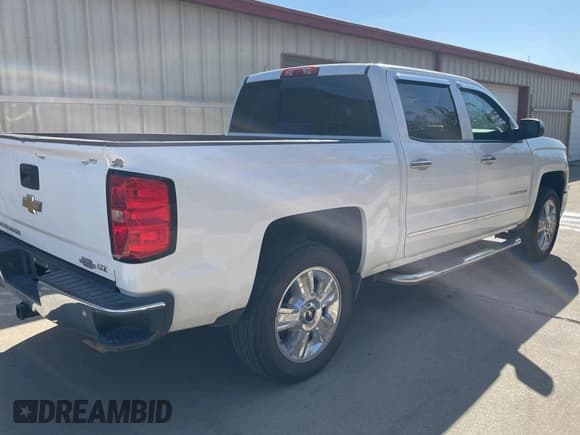 ✅ 2014 Chevrolet Silverado 1500 LTZ • VIN: 3GCPCSEC6EG134731 • Лот: 77794474. Опубликован ранее на Copart с пробегом 170 802 миль. Бесплатный доступ к архиву аукционных продаж из США и подробный отчёт об истории автомобиля на DreamBid. Изображение 4.