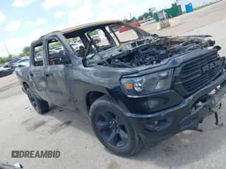 2019 Ram 1500 Big Horn z VIN 1C6RRFFG2KN737394, wystawiony jako IAAI lot #42438446 z przebiegiem 87 025 mil mil oraz . Historia ofert i sprzedaży dostępna na DreamBid. Obrazek 1.