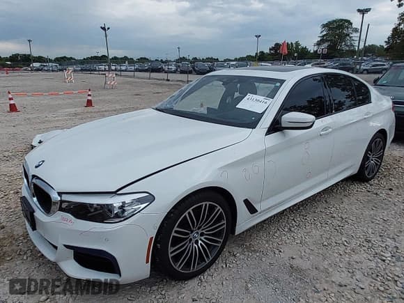 ✅ 2020 BMW 5 Series 540i xDrive • VIN: WBAJS3C09LWW77557 • Лот: 43130416. Опубликован ранее на IAAI с пробегом 78 579 миль. Бесплатный доступ к архиву аукционных продаж из США и подробный отчёт об истории автомобиля на DreamBid. Изображение 2.