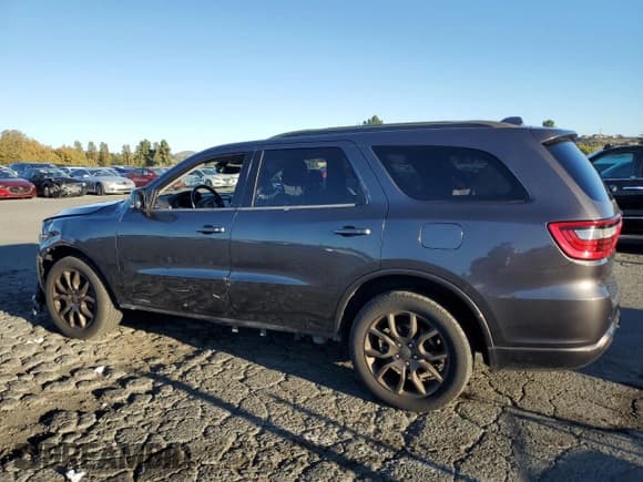 ✅ 2017 Dodge Durango GT • VIN: 1C4RDJDGXHC850933 • Lot: 90512125. Wystawiony na Copart z przebiegiem 151 126 mil. Bezpłatny archiwum sprzedaży aukcyjnych z USA i szczegółowy raport historii pojazdu na DreamBid. Zdjęcie 2.