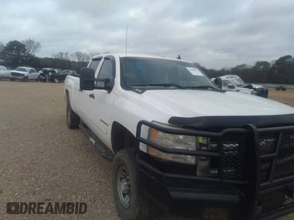 2008 Chevrolet Silverado 3500HD SRW LTZ with VIN 1GCHK33628F149615, listed as a IAAI auction lot 41503117 with 394,512 mi miles and . Bid and sale history available at DreamBid. Image 19.