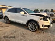 ✅ 2020 Lincoln Nautilus Reserve • VIN: 2LMPJ8KP3LBL23692 • Lot: 80909185. Wystawiony na Copart z przebiegiem 34 121 mil. Bezpłatny archiwum sprzedaży aukcyjnych z USA i szczegółowy raport historii pojazdu na DreamBid. Zdjęcie 4.