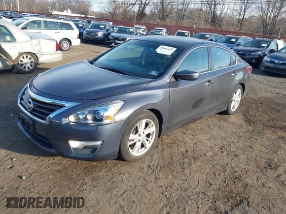 ✅ 2013 Nissan Altima SV • VIN: 1N4AL3APXDC917983 • Lot: 43881839. Listed on IAAI with 131,267 mi. Free auction sales archive from the USA and detailed vehicle history report at DreamBid. Image 2.