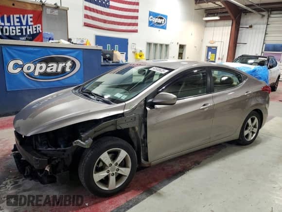 ✅ 2012 Hyundai Elantra Limited • VIN: 5NPDH4AE8CH150411 • Лот: 90588635. Опубликован ранее на Copart с пробегом 91 058 миль. Бесплатный доступ к архиву аукционных продаж из США и подробный отчёт об истории автомобиля на DreamBid. Изображение 1.