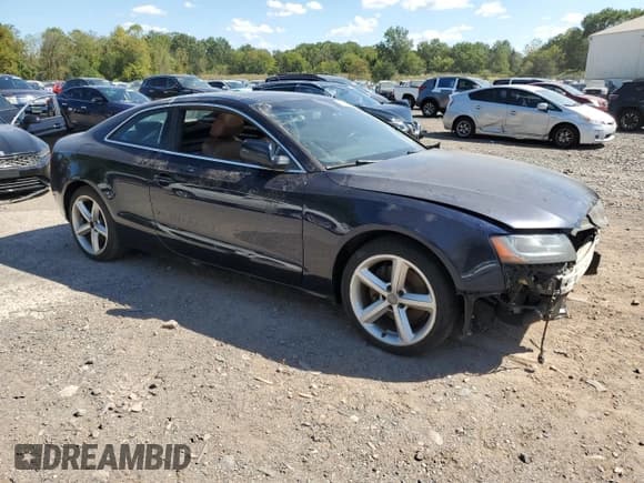 ✅ 2010 Audi A5 Premium Plus • VIN: WAULFAFR5AA054037 • Лот: 81272795. Опубликован ранее на Copart с пробегом 180 707 миль. Бесплатный доступ к архиву аукционных продаж из США и подробный отчёт об истории автомобиля на DreamBid. Изображение 4.