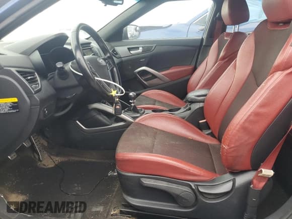 ✅ 2016 Hyundai Veloster Turbo R-Spec • VIN: KMHTC6AE9GU296376 • Lot: 69872225. Wystawiony na Copart z przebiegiem 120 425 mil. Bezpłatny archiwum sprzedaży aukcyjnych z USA i szczegółowy raport historii pojazdu na DreamBid. Zdjęcie 7.