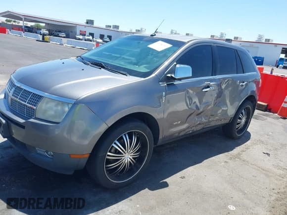 ✅ 2009 Lincoln MKX • VIN: 2LMDU88C09BJ11601 • Лот: 42784342. Опубликован ранее на IAAI с пробегом 156 090 миль. Бесплатный доступ к архиву аукционных продаж из США и подробный отчёт об истории автомобиля на DreamBid. Изображение 2.