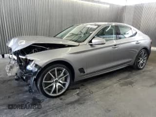 ✅ 2025 Genesis G70 2.5T • VIN: KMTG34SC3SU154204 • Lot: 90485965. Wystawiony na Copart z przebiegiem 24 438 mil. Bezpłatny archiwum sprzedaży aukcyjnych z USA i szczegółowy raport historii pojazdu na DreamBid. Zdjęcie 1.