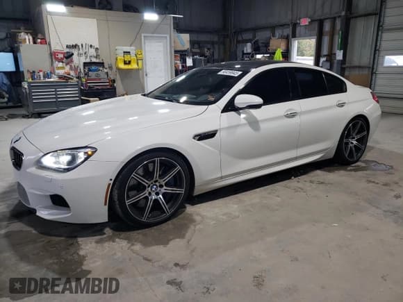 ✅ 2014 BMW M6 • VIN: WBS6C9C59ED467147 • Lot: 90459945. Wystawiony na Copart z przebiegiem 139 640 mil. Bezpłatny archiwum sprzedaży aukcyjnych z USA i szczegółowy raport historii pojazdu na DreamBid. Zdjęcie 1.