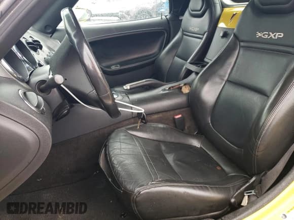 ✅ 2008 Pontiac Solstice GXP • VIN: 1G2MF35XX8Y130201 • Lot: 80024865. Listed on Copart with 106,225 mi. Free auction sales archive from the USA and detailed vehicle history report at DreamBid. Image 7.