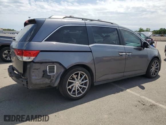 ✅ 2016 Honda Odyssey EX • VIN: 5FNRL5H40GB034227 • Lot: 62545985. Listed on Copart with 152,959 mi. Free auction sales archive from the USA and detailed vehicle history report at DreamBid. Image 3.