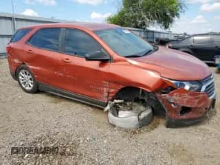 2020 Chevrolet Equinox LS z VIN 2GNAXHEV8L6257512, wystawiony jako Copart lot #67965515 z przebiegiem 98 530 mil mil oraz Szkoda całkowita • Salvage title. Historia ofert i sprzedaży dostępna na DreamBid. Obrazek 4.