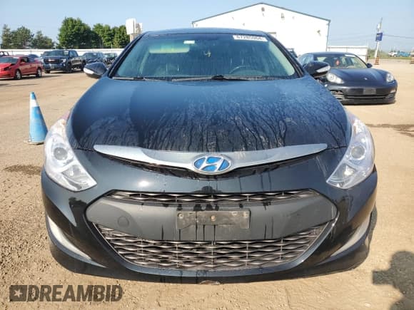 ✅ 2014 Hyundai Sonata Limited • VIN: KMHEC4A44EA118197 • Lot: 67285964. Listed on Copart with 208,020 mi. Free auction sales archive from the USA and detailed vehicle history report at DreamBid. Image 5.