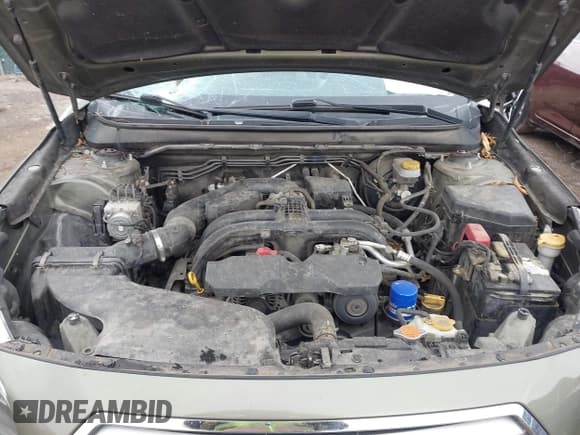 ✅ 2015 Subaru Outback Premium • VIN: 4S4BSACCXF3317544 • Lot: 43762586. Listed on IAAI with 182,648 mi. Free auction sales archive from the USA and detailed vehicle history report at DreamBid. Image 10.