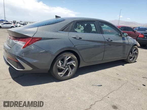 ✅ 2025 Hyundai Elantra SEL Convenience • VIN: KMHLS4DG1SU901598 • Лот: 63264375. Опубликован ранее на Copart с пробегом 14 556 миль. Бесплатный доступ к архиву аукционных продаж из США и подробный отчёт об истории автомобиля на DreamBid. Изображение 3.