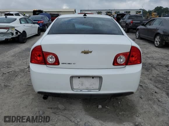 2012 Chevrolet Malibu 2LT z VIN 1G1ZD5E05CF383249, wystawiony jako Copart lot #68047944 z przebiegiem 139 234 mil mil oraz Czysty tytuł • Clean title. Historia ofert i sprzedaży dostępna na DreamBid. Obrazek 6.