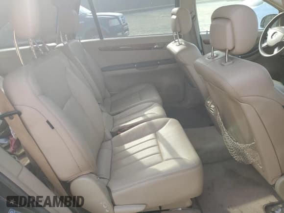 ✅ 2008 Mercedes-Benz R 3.5L • VIN: 4JGCB65E78A078923 • Lot: 50677685. Wystawiony na Copart z przebiegiem 179 340 mil. Bezpłatny archiwum sprzedaży aukcyjnych z USA i szczegółowy raport historii pojazdu na DreamBid. Zdjęcie 11.