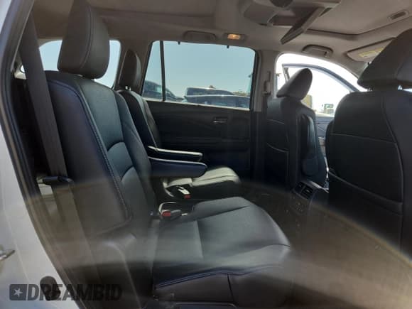 ✅ 2019 Honda Pilot Elite • VIN: 5FNYF6H06KB019732 • Lot: 85724685. Listed on Copart with 163,524 mi. Free auction sales archive from the USA and detailed vehicle history report at DreamBid. Image 11.