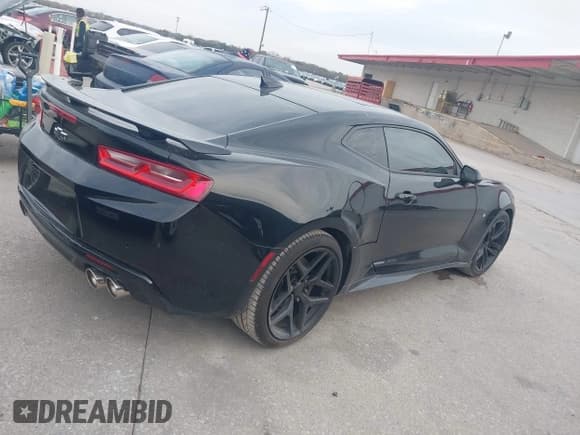 ✅ 2018 Chevrolet Camaro 2SS • VIN: 1G1FH1R72J0191441 • Лот: 43883850. Опубликован ранее на IAAI с пробегом 85 853 миль. Бесплатный доступ к архиву аукционных продаж из США и подробный отчёт об истории автомобиля на DreamBid. Изображение 13.