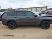 ✅ 2022 Jeep Grand Cherokee Limited • VIN: 1C4RJKBG0N8621824 • Lot: 41957841. Wystawiony na IAAI z przebiegiem 31 030 mil. Bezpłatny archiwum sprzedaży aukcyjnych z USA i szczegółowy raport historii pojazdu na DreamBid. Zdjęcie 13.