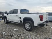 ✅ 2022 GMC Sierra 3500HD SLT • VIN: 1GT49UEY3NF180060 • Lot: 65376524. Wystawiony na Copart z przebiegiem 79 395 mil. Bezpłatny archiwum sprzedaży aukcyjnych z USA i szczegółowy raport historii pojazdu na DreamBid. Zdjęcie 2.