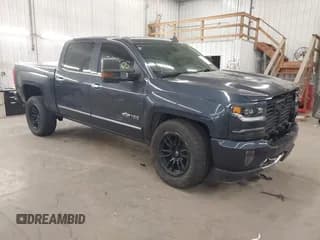 ✅ 2018 Chevrolet Silverado 1500 LTZ • VIN: 3GCUKSEC9JG353814 • Lot: 43478505. Wystawiony na IAAI z przebiegiem 73 275 mil. Bezpłatny archiwum sprzedaży aukcyjnych z USA i szczegółowy raport historii pojazdu na DreamBid. Zdjęcie 1.