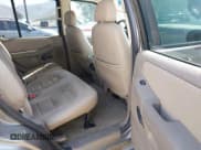 ✅ 2005 Ford Explorer XLT • VIN: 1FMZU73K35UA37668 • Lot: 42149109. Wystawiony na IAAI z przebiegiem 154 593 mil. Bezpłatny archiwum sprzedaży aukcyjnych z USA i szczegółowy raport historii pojazdu na DreamBid. Zdjęcie 8.