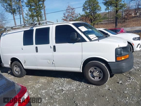 ✅ 2011 Chevrolet Express Cargo • VIN: 1GCWGFCG4B1150529 • Lot: 41336117. Listed on IAAI with 328,644 mi. Free auction sales archive from the USA and detailed vehicle history report at DreamBid. Image 13.