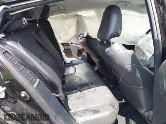 2022 Toyota Prius Limited z VIN JTDKAMFPXN3227770, wystawiony jako IAAI lot #42695882 z przebiegiem 42 373 mil mil oraz . Historia ofert i sprzedaży dostępna na DreamBid. Obrazek 8.