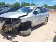 ✅ 2015 Nissan Pathfinder SL • VIN: 5N1AR2MM6FC668911 • Lot: 42344670. Wystawiony na IAAI z przebiegiem 70 204 mil. Bezpłatny archiwum sprzedaży aukcyjnych z USA i szczegółowy raport historii pojazdu na DreamBid. Zdjęcie 2.