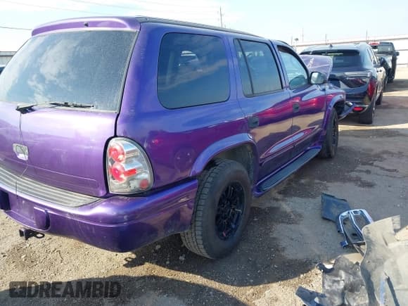 ✅ 2003 Dodge Durango SLT • VIN: 1D4HR48Z13F611503 • Лот: 43446138. Опубликован ранее на IAAI с пробегом Не указан. Бесплатный доступ к архиву аукционных продаж из США и подробный отчёт об истории автомобиля на DreamBid. Изображение 4.