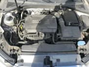 ✅ 2016 Audi A3 Premium • VIN: WAUA7GFFXG1068019 • Lot: 85426295. Wystawiony na Copart z przebiegiem 128 053 mil. Bezpłatny archiwum sprzedaży aukcyjnych z USA i szczegółowy raport historii pojazdu na DreamBid. Zdjęcie 11.