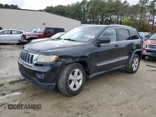 ✅ 2011 Jeep Grand Cherokee Laredo • VIN: 1J4RR4GGXBC558294 • Lot: 90277435. Listed on Copart with 189,480 mi. Free auction sales archive from the USA and detailed vehicle history report at DreamBid. Image 1.