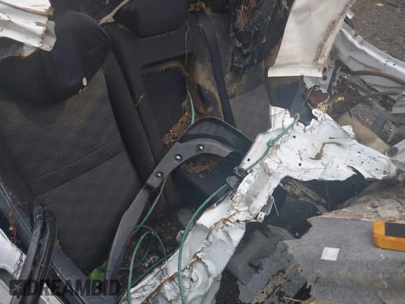 ✅ 2017 Nissan Rogue S • VIN: JN1BJ1CR8HW137088 • Лот: 42607565. Опубликован ранее на IAAI с пробегом Не указан. Бесплатный доступ к архиву аукционных продаж из США и подробный отчёт об истории автомобиля на DreamBid. Изображение 8.